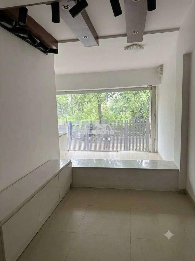 Cho thuê căn hộ dịch vụ – sadeco phước kiển a  dt:70m2 - Ảnh 4