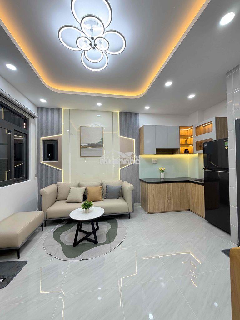 Nhà đẹp 2 tầng mới fun nội thất , trần khắc chân q1: 3,95 tỷ - Ảnh 2