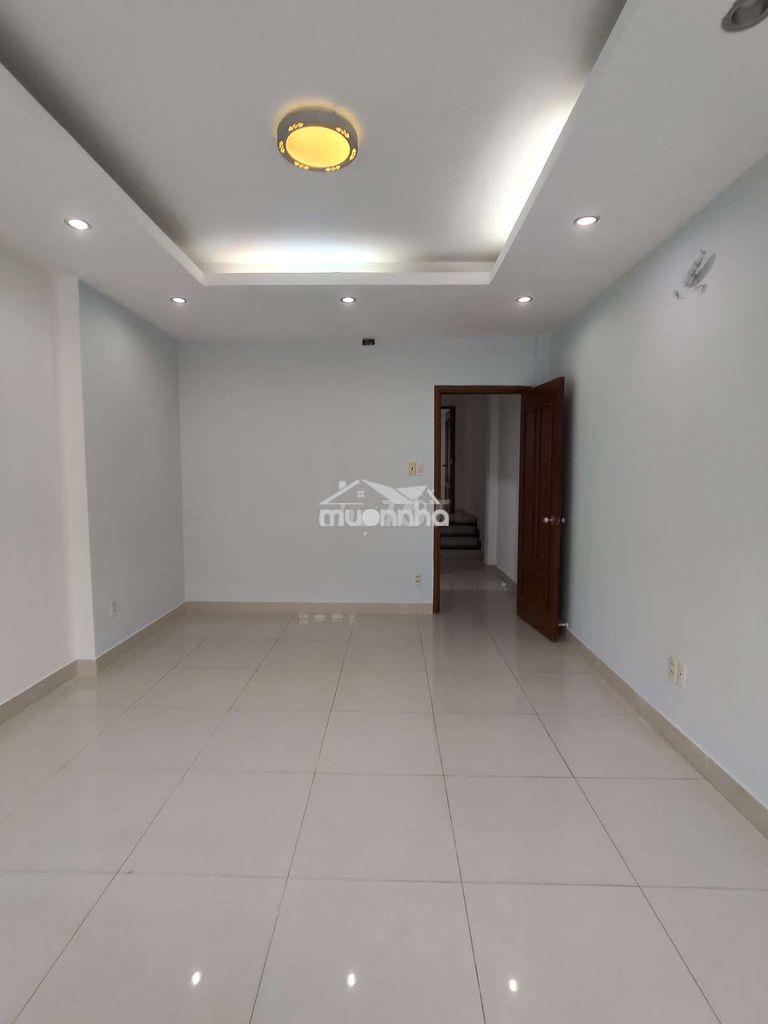 Nhà 2 lầu st 3pn hẻm xe hơi huỳnh tấn phát