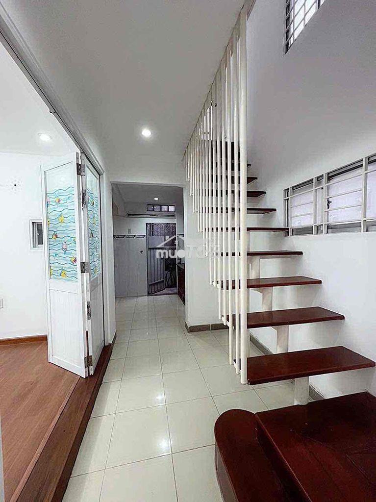 Nhà đẹp 1trệt 1lầu hẻm thích quảng đức, 2pn 2wc, phú nhuận