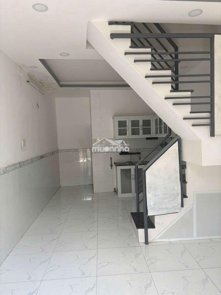 Nhà vừa trống cần tìm quý khách lâu dài  - Ảnh 3