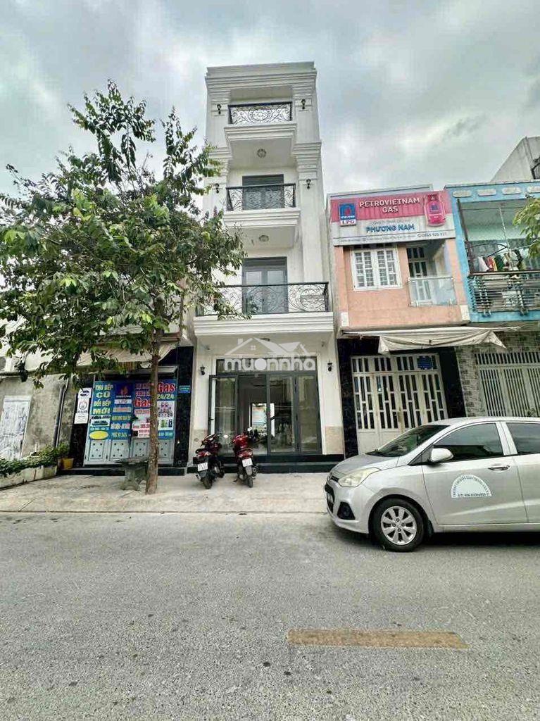 Cho thuê nhà mới xây trung mỹ tây q12 3lầu 5pn 5wc hem xe tải 13,5tr