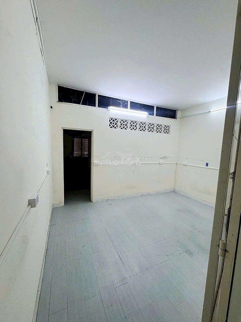 Thoại ngọc hầu. tân phú ( 3pn, 2wc). hẻm xe hơi. dtsd 152m2 - Ảnh 4