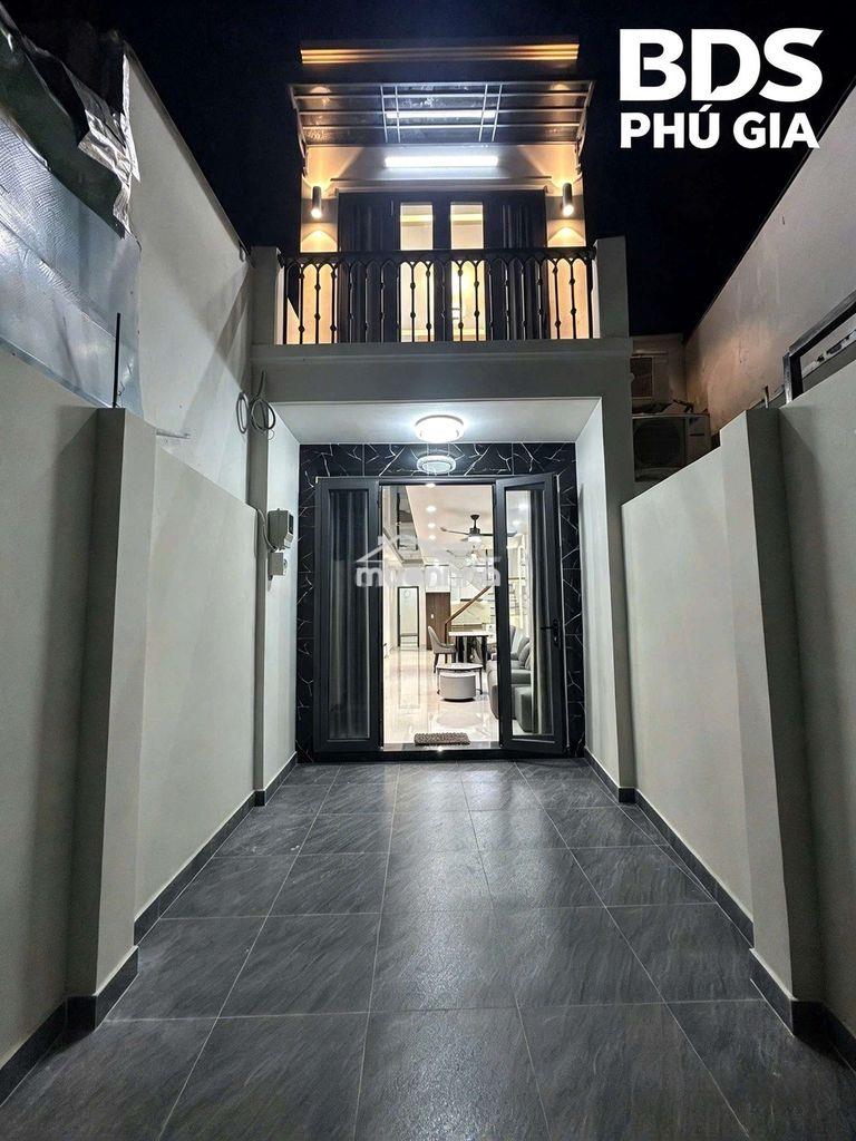 Nhà mới huỳnh tấn phát nhà bè