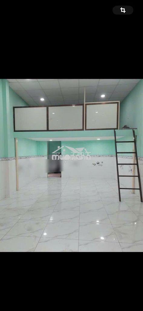 Nhà thuê hxh 4m lạc long quân p 9 tân bình  dt:  4,2 x 12m lửng, 1 lầu - Ảnh 3