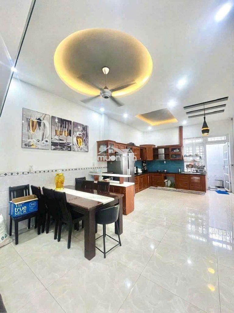 Cho thuê nhà hẻm 520 ql13 đối diện vạn phúc. trệt 2lầu 5pn 3wc sân oto - Ảnh 3