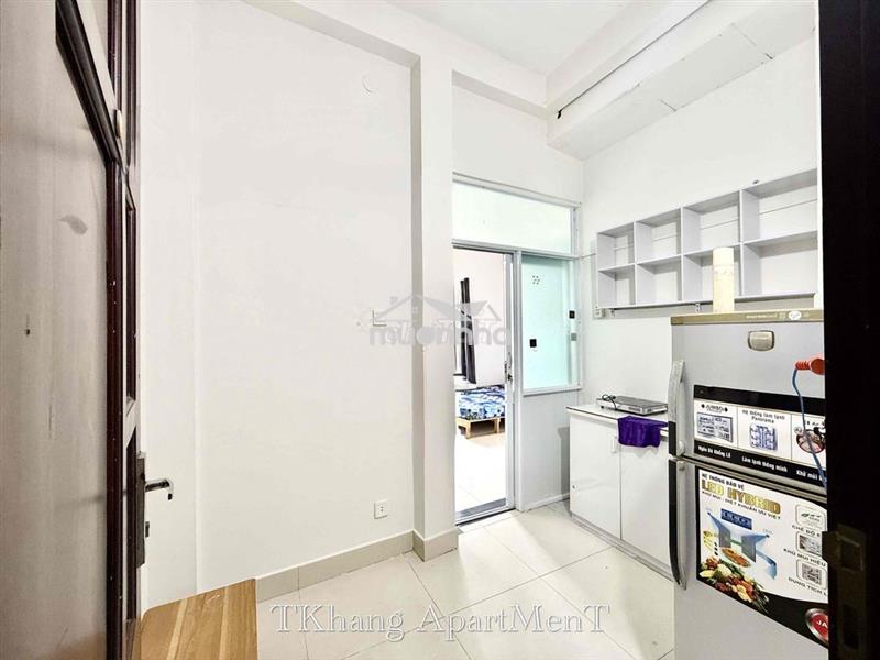 Cho thuê căn hộ tách bếp cửa sổ rộng 30m2 3ng3xe ngay lý thái tổ q10