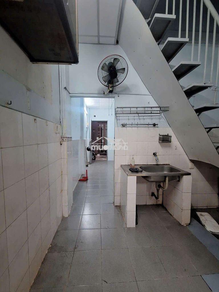 🏠🏠 Cho thuê nhà hẻm đường an bình, p6 q5
💢 dt 3,5m ❌ 10 m, kết cấu 1 - Ảnh 4
