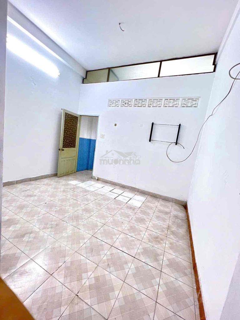 Nhà cho thuê nguyên căn thoại ngọc hầu 3pn - Ảnh 3
