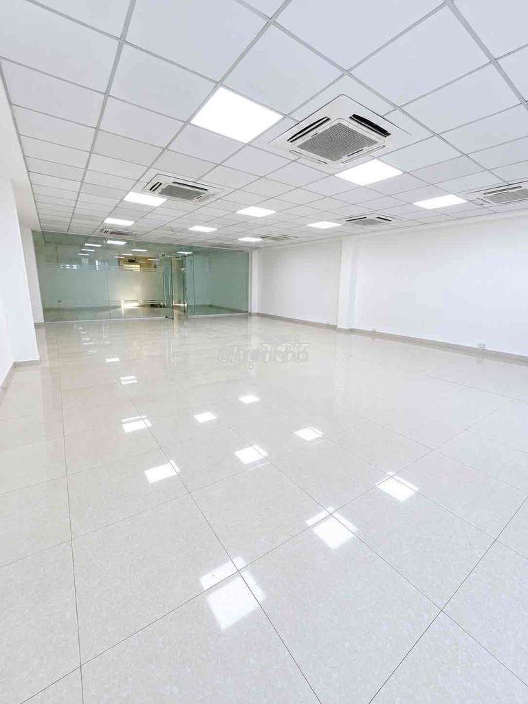 Văn phòng 125m2 quận 4, free phí ngoài giờ