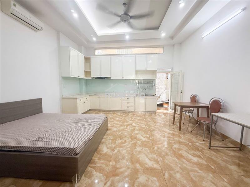 Phòng 50m cửa sổ hoàng hoa thám khu bảy hiền tân bình