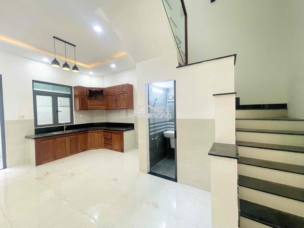 Nhà 3 tầng 84m2 đường xe tải sát mt quốc lộ 13 - nhà còn mới giá mềm - Ảnh 4