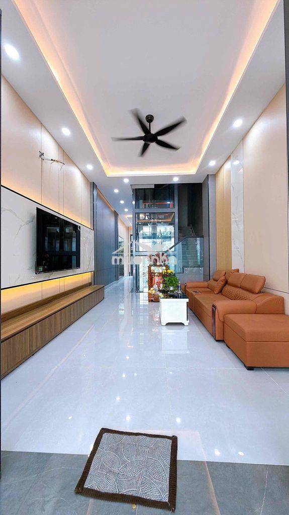 Nhà mới 4 tầng thang máy 5p5wc - Ảnh 3