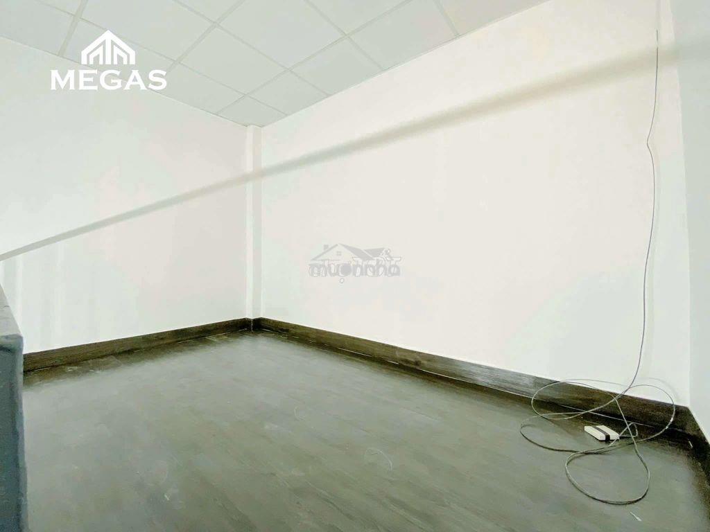 Phòng gác rộng có máy lạnh siu rẻ ngay trung tâm thảo điền q2 ko ngập - Ảnh 4
