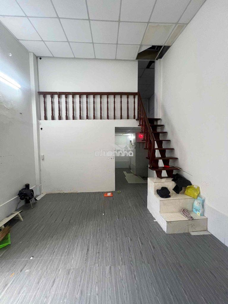 Cho thuê nhà nguyên căn trần văn đang q3 – 2pn – giá 7,5tr