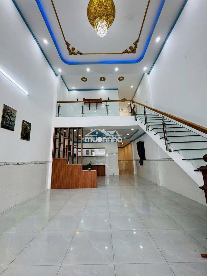 🏡Dân gốc xây dựng giờ kẹt bán 1ti020 ở gần chợ bắp hóc môn.