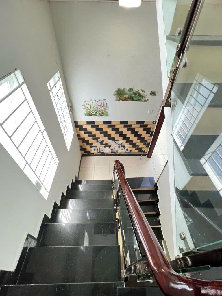 Cho thuê nguyên căn 2mt - nguyễn duy dương. 4 tầng mới đẹp. - Ảnh 3
