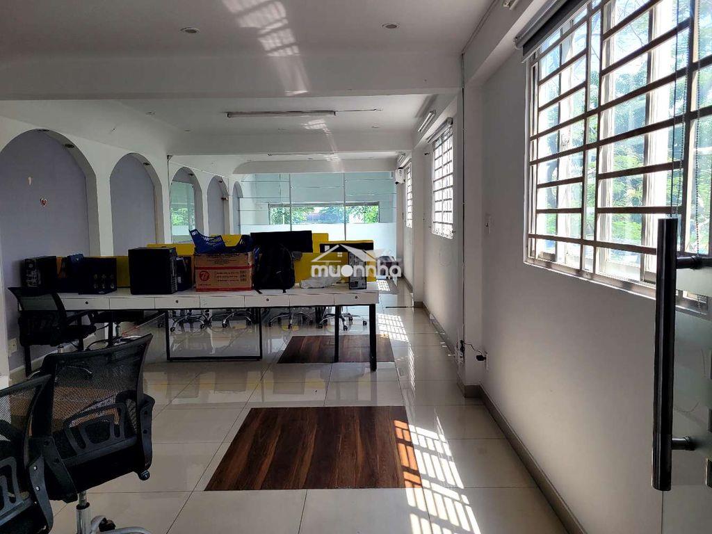 Sàn văn phòng: góc 2mt phạm văn đồng, bình thạnh . giá ngang đường nhỏ - Ảnh 4