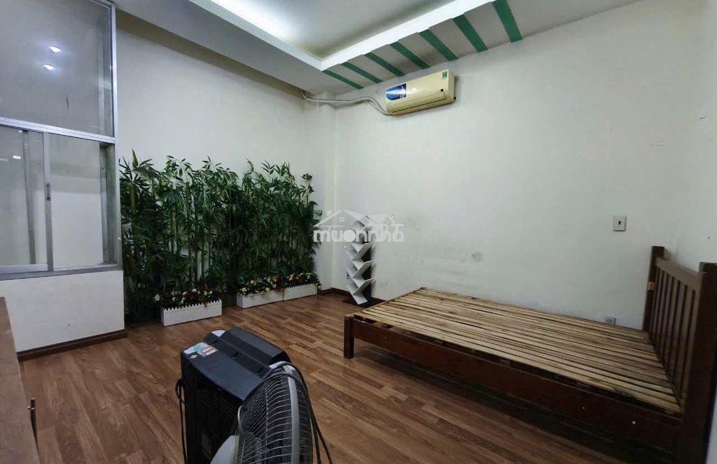 Sát công viên gia định dt (4x15m) 1 trệt 2 lầu st 4pn hẻm xe hơi - Ảnh 3
