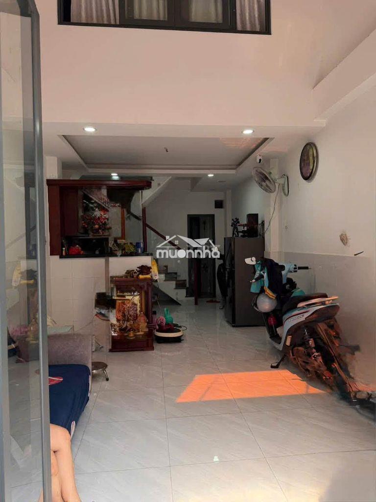 Nhà mới 3pn hẻm xe hơi nguyễn đình chiểu quận 3