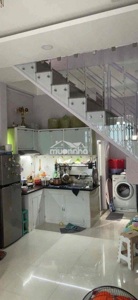 Nhà 3tầng 3pn 2wc sân thượng ql13 gần đh luật - bình triệu 11triệu - Ảnh 2