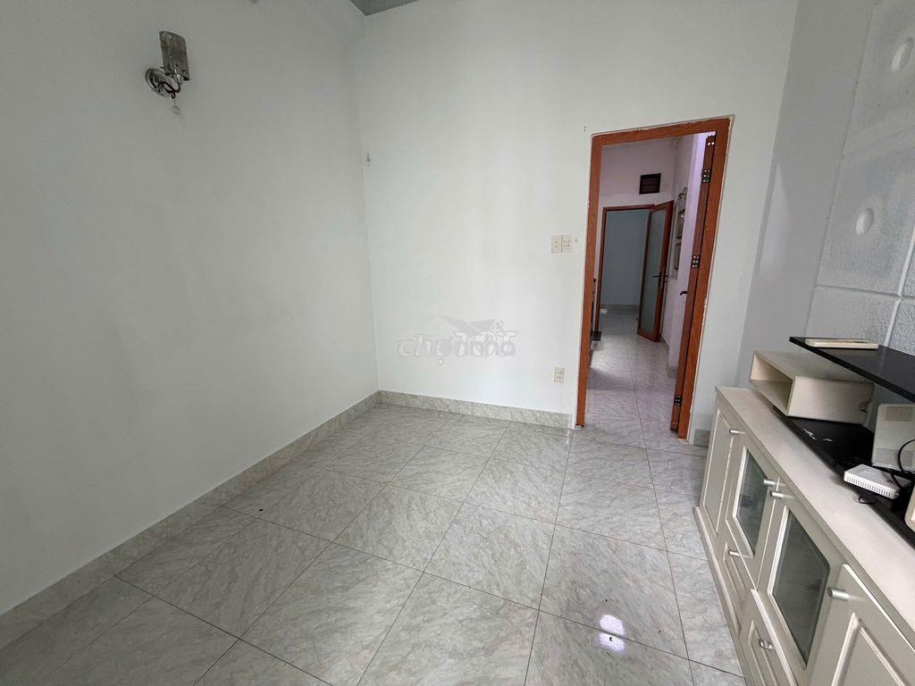 2pn ban công đường huỳnh văn bánh, phú nhuận chỉ 7 triệu full nt - Ảnh 2