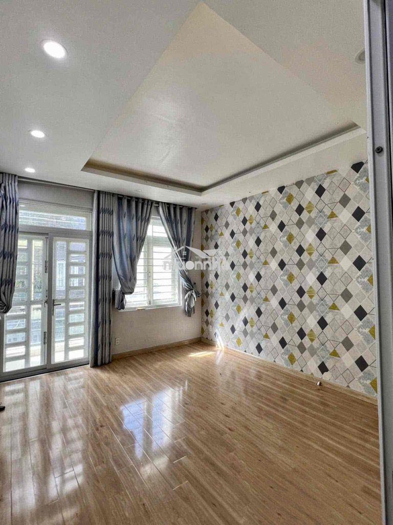 Nhà 4 tầng p. linh đông gần phạm văn đông,sẵn nội thất,sân oto - Ảnh 3