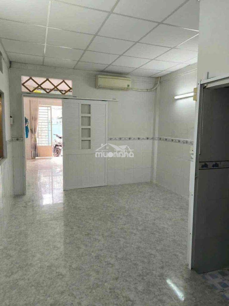 Cho thuê nhà 1 trệt 1 lầu, sân rộng - thích quảng đức pn - Ảnh 3
