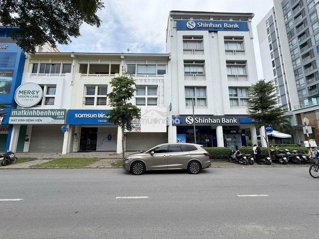 Nhà phố mỹ hưng 6*18m, 1 trệt, 2 lầu mặt tiền nguyễn văn linh - Ảnh 3