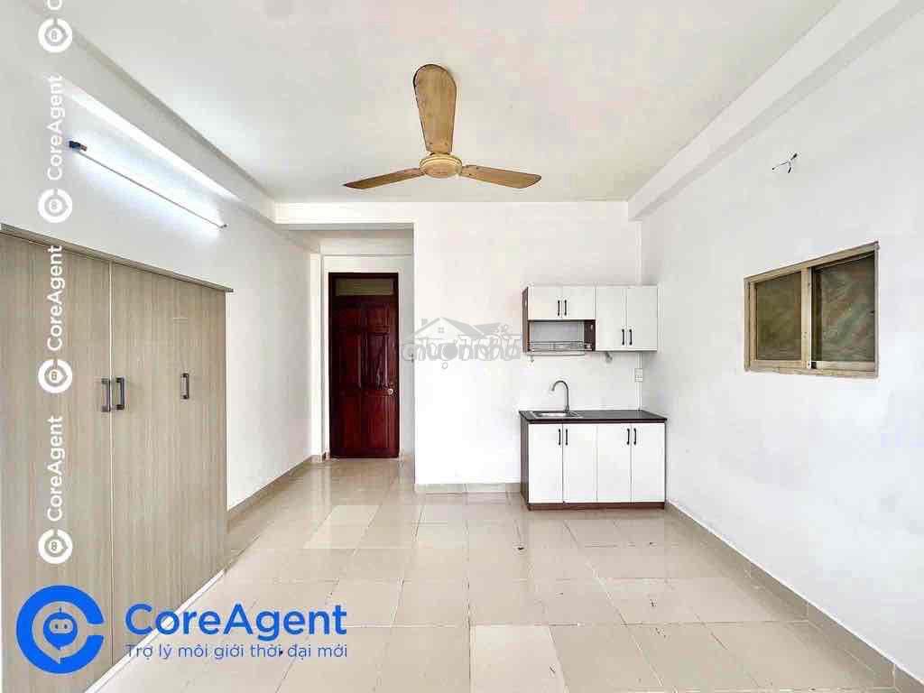 Mới hoàn thiện chdv ban công sẵn nội thất cơ bản gần đầm sen - Ảnh 4