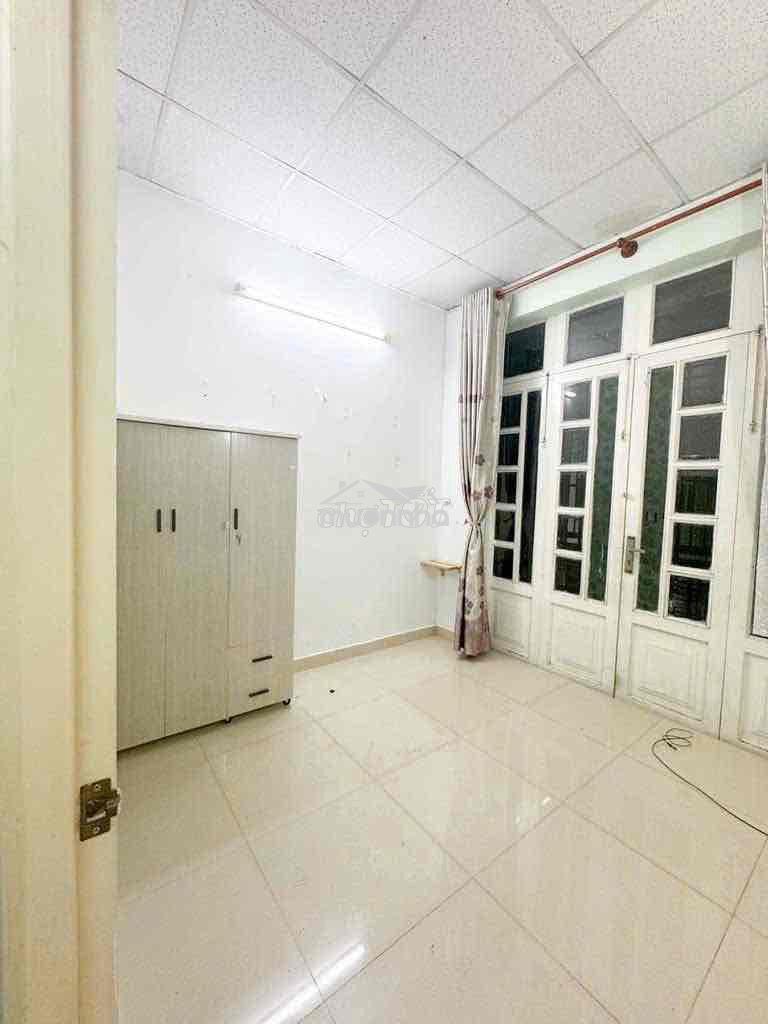 Nhà đẹp xinh q3 lien kề q1, q10, giá bình dân, 1trệt 1 lầu,2p.ngủ ok - Ảnh 2