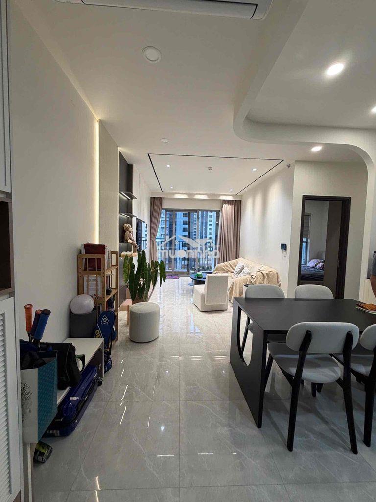 Căn 2pn/2wc 79.7m2, full nội thất, view hồ bơi