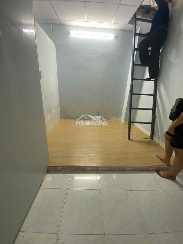 Nguyên căn hêm thờ bờ kè trần văn đang(4x9m 1 lầu 3pn2wc) - Ảnh 4