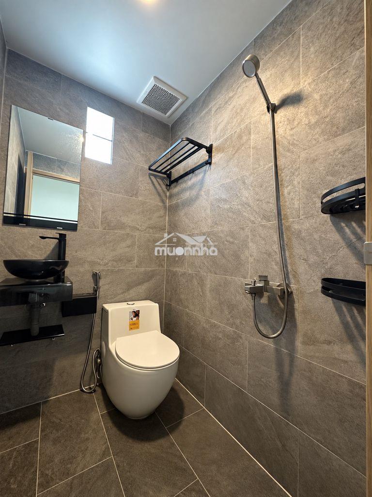 Chính chủ cho thuê nguyên căn 3pn -3wc -3 máy lạnh