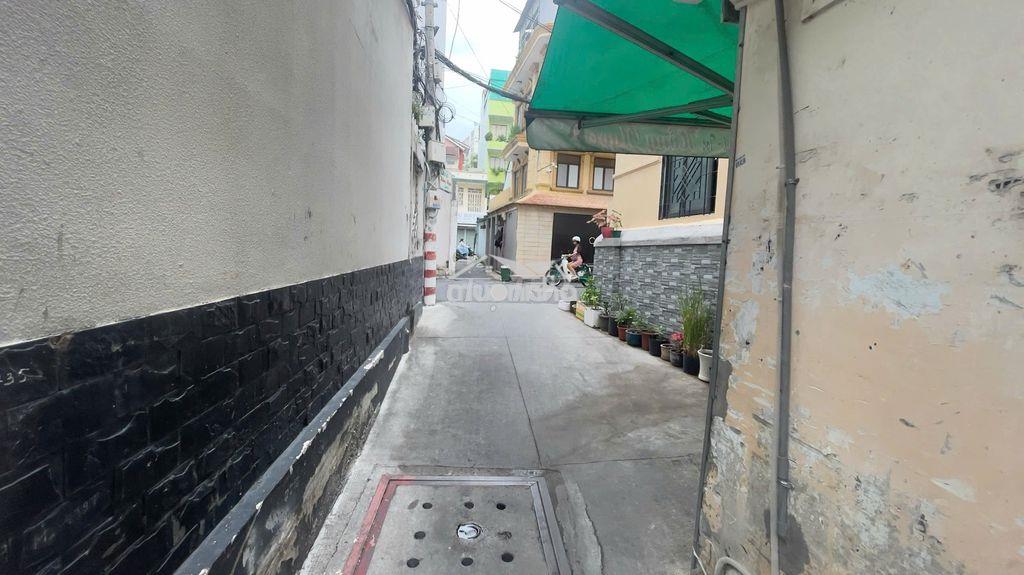 Bán nhà 30m2, 1 trệt 2 lầu  2 pn, sẵn sổ, p.3, phú nhuận - Ảnh 3