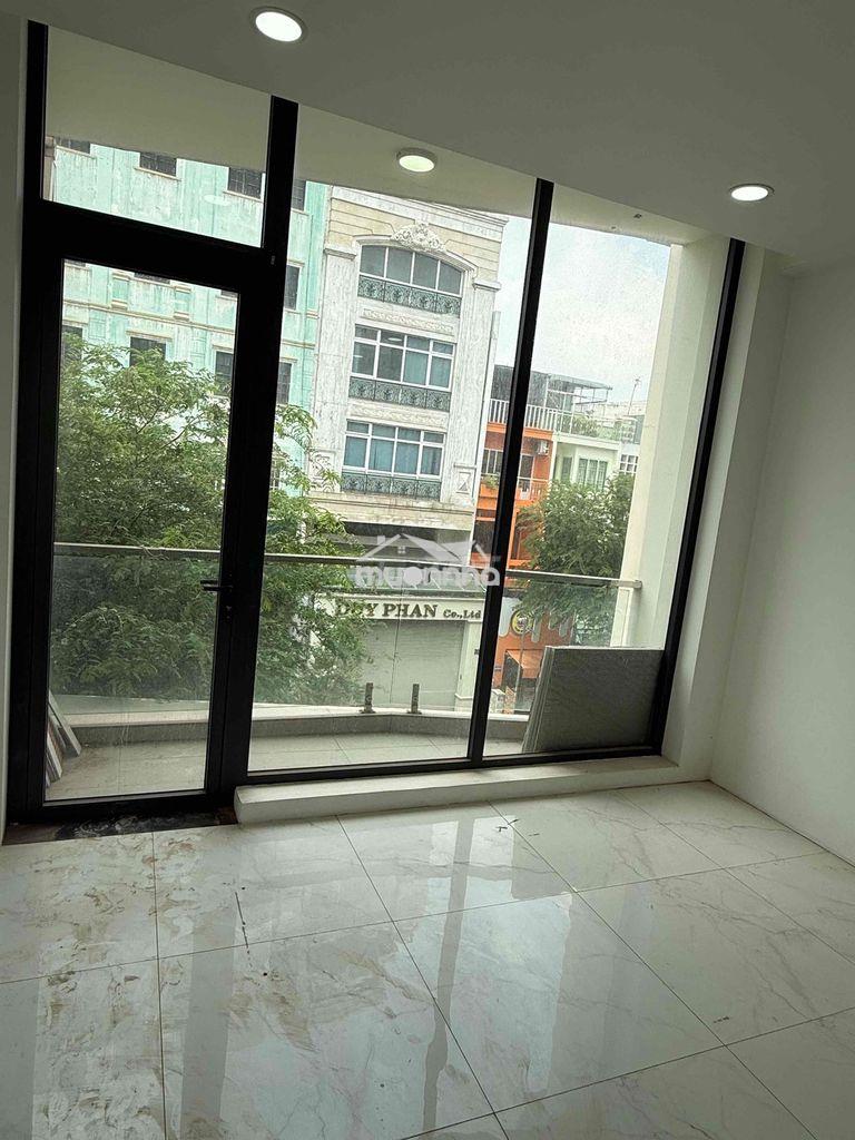 Sàn trống mới ,toilet riêng,mặt tiền gần vạn hạnh mall - Ảnh 3