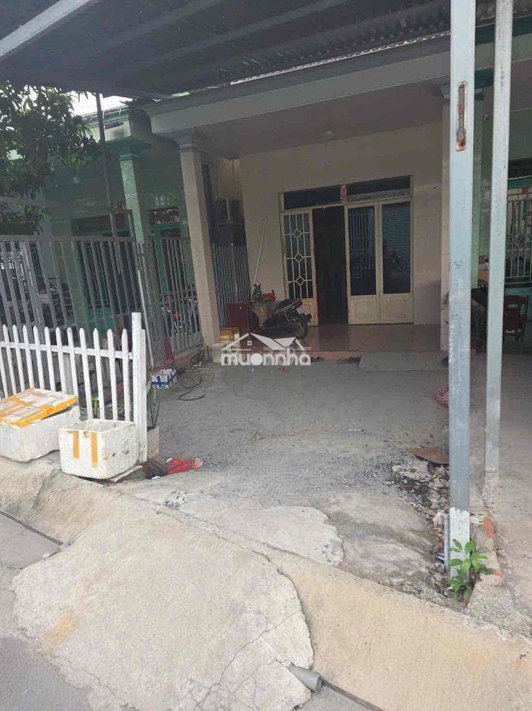 Nhà mặt tiền hẽm 1991 lê văn lương