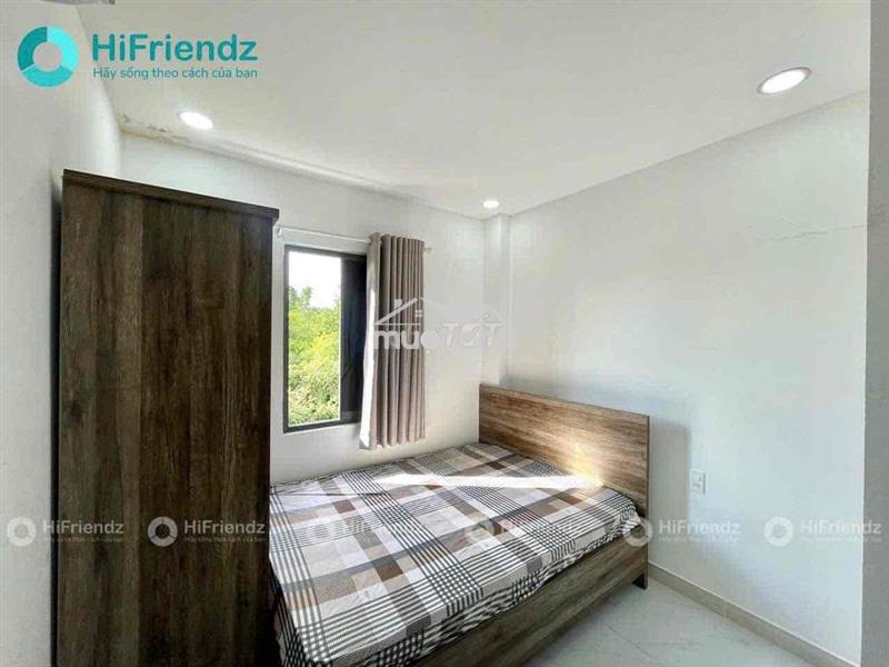 Phòng trọ giá rẻ có cửa sổ trời, gần đầm sen