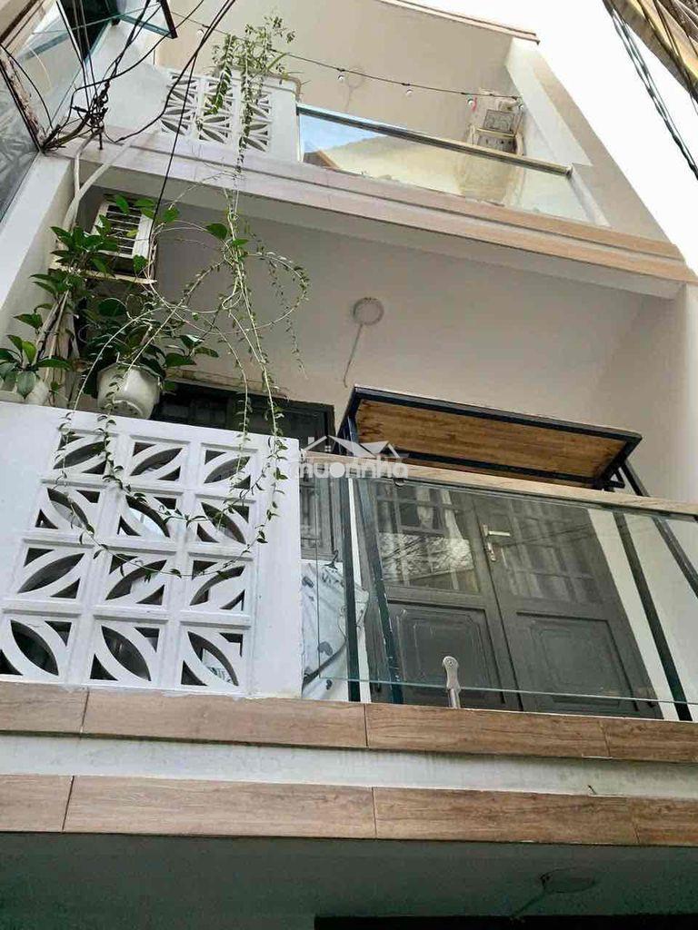 Nhà nguyên căn. full nội thất. 2pn.3wc. hẻm 1,5m
