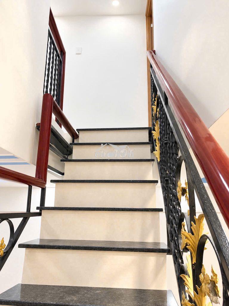 Bán nhà gần kdc himlam hxh quận 7 2 tầng btct dưới 5 tỷ - Ảnh 3