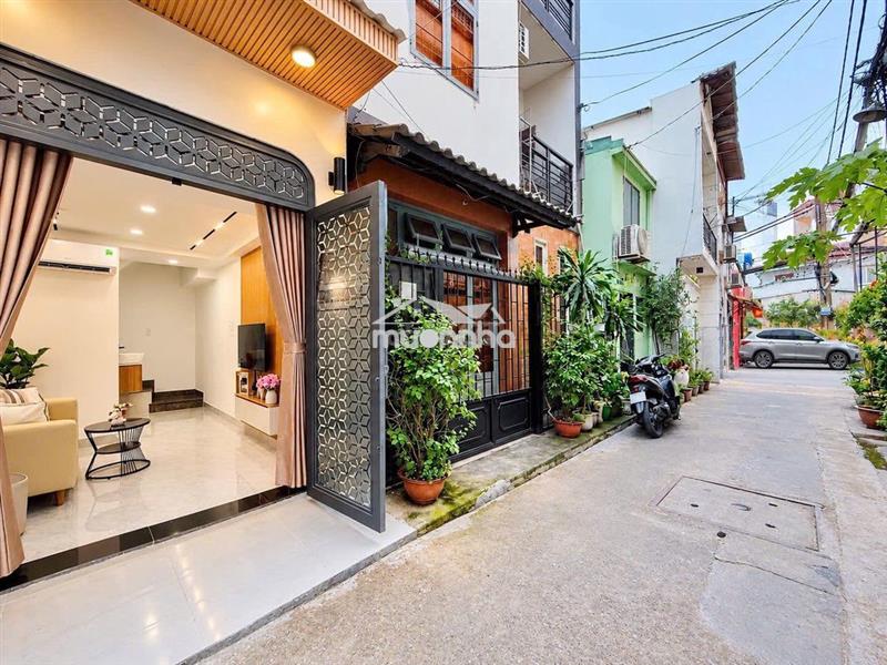 🔥Chưa tới 4 tỷ – sở hữu nhà mới đẹp 5 tầng ngay trung tâm phú nhuận!