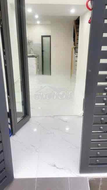 Nhà 2 phòng ngủ 3,5x10 huỳnh văn bánh - Ảnh 2