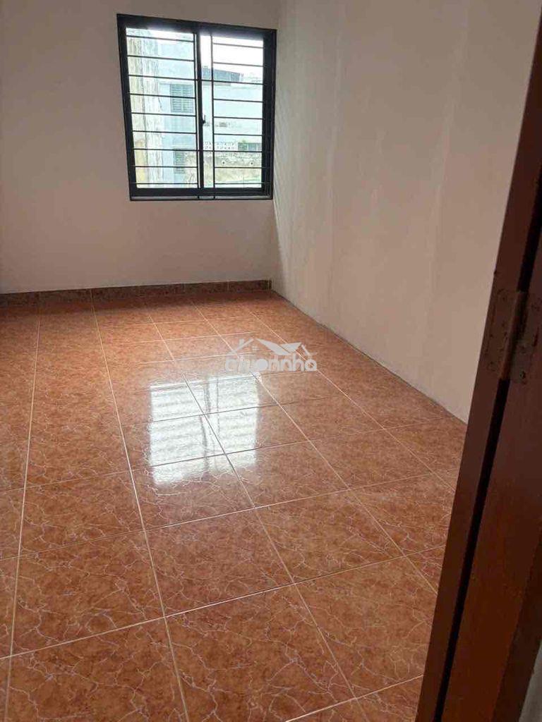 Chung cư lầu 1 2pn mặt tiền cmt8, p.15, quận 10 - Ảnh 3
