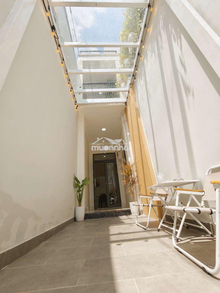 Xvnt, dt sổ 69m2, hẻm 3 gác, sân vườn dài thênh thang