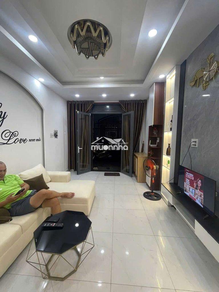 Nhà mới sạch sẽ full nội thất - Ảnh 2
