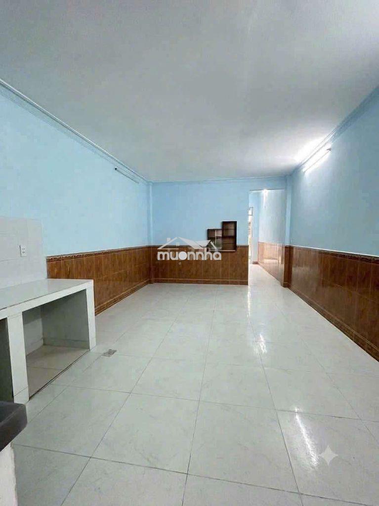 Cho thuê nhà đt 4x17 trệt lâu  - Ảnh 3