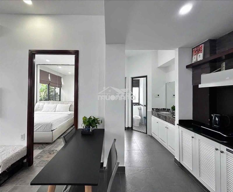 1 phòng ngủ, ban công lớn, đầy đủ nội thất