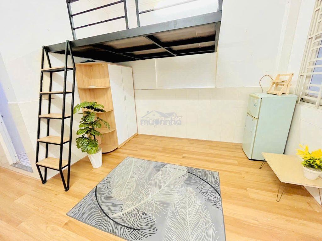 Phòng trống sẵn – q4 - có ban công - Ảnh 2