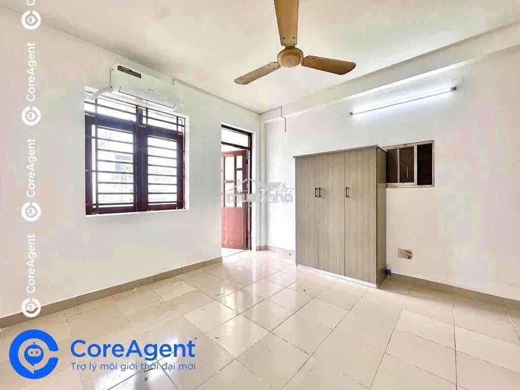 Mới hoàn thiện chdv ban công sẵn nội thất cơ bản gần đầm sen - Ảnh 2