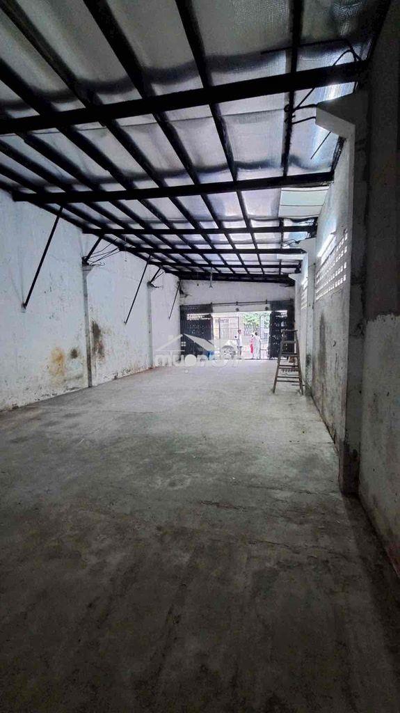 Cho thuê nhà f12 q6 nguyễn văn luông,  dt: 6×16.6m ~100m2 đường thông, - Ảnh 3
